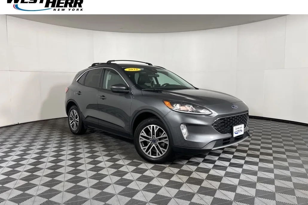 2022 Ford Escape SEL photo 1