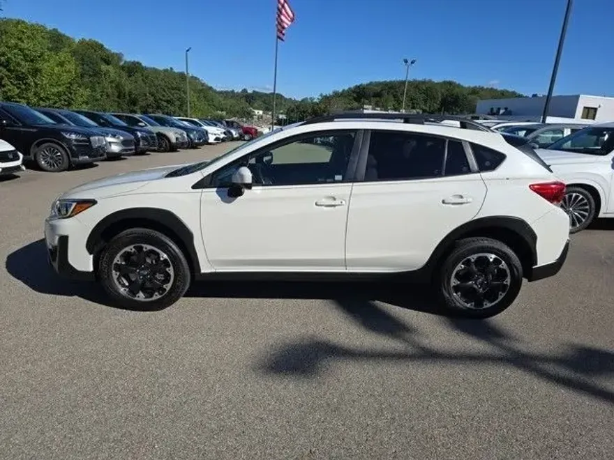 2023 Subaru Crosstrek Premium photo 1