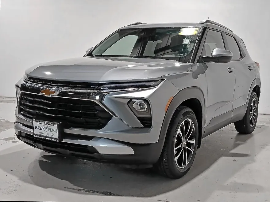 2025 Chevrolet Trailblazer LT photo 1
