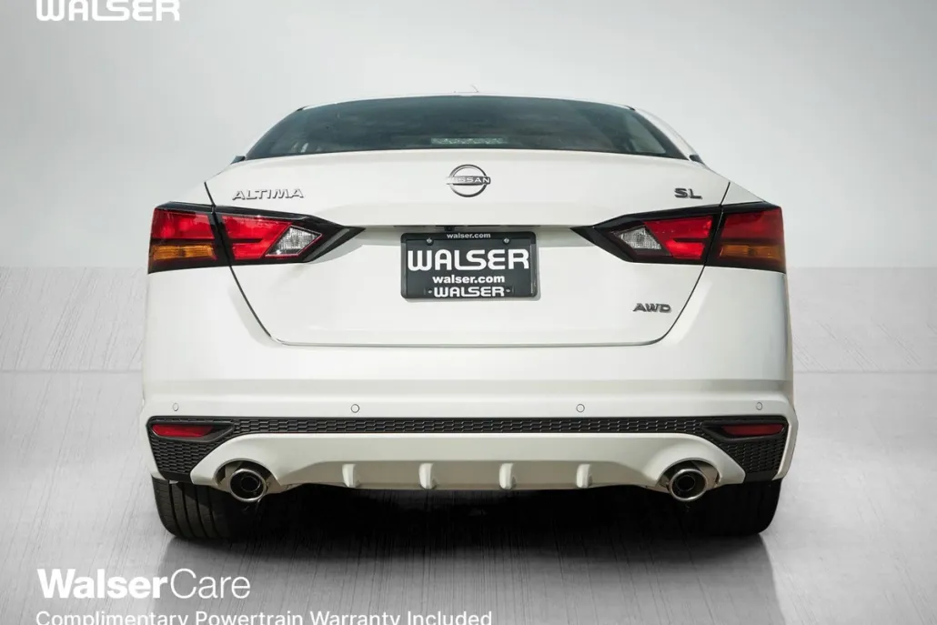 2025 Nissan Altima 2.5 SL photo 1