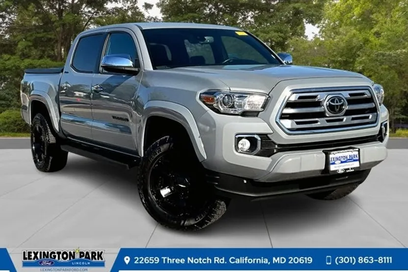 2018 Toyota Tacoma 4x4 photo 1