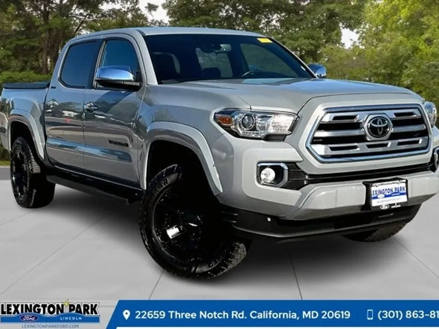 2018 Toyota Tacoma 4x4 photo 1