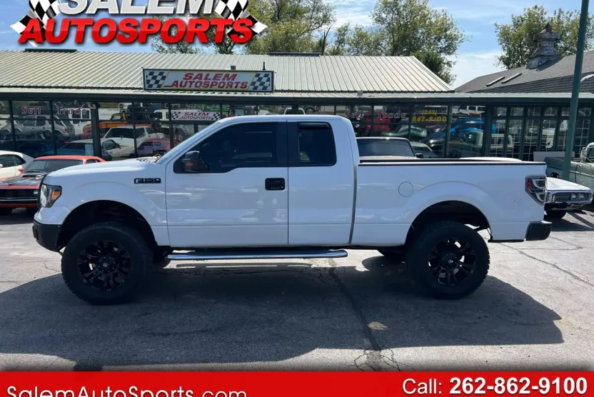 2011 Ford F-150 XLT photo 1