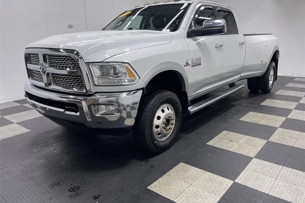 2014 Ram 3500 Laramie photo 1