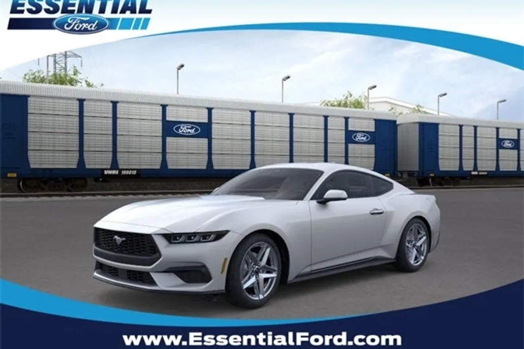 2025 Ford Mustang EcoBoost photo 1