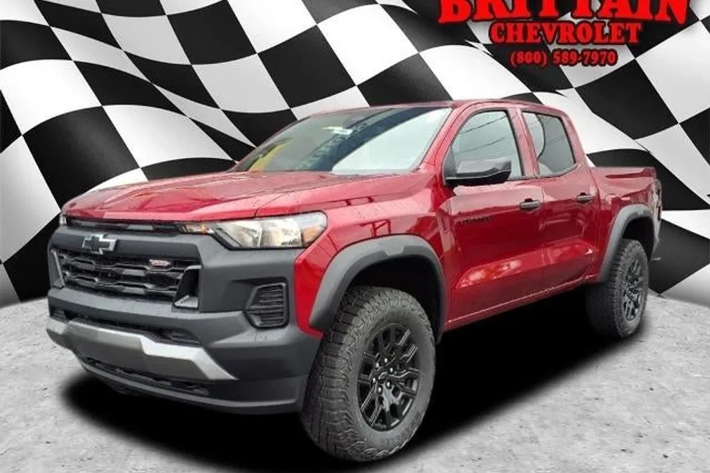 2025 Chevrolet Colorado Trail Boss photo 1