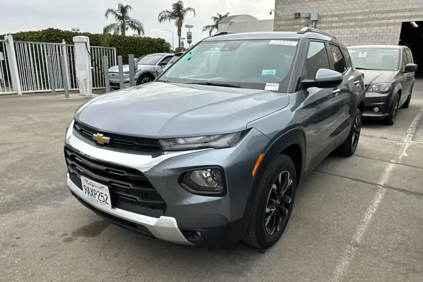 2022 Chevrolet Trailblazer LT photo 1