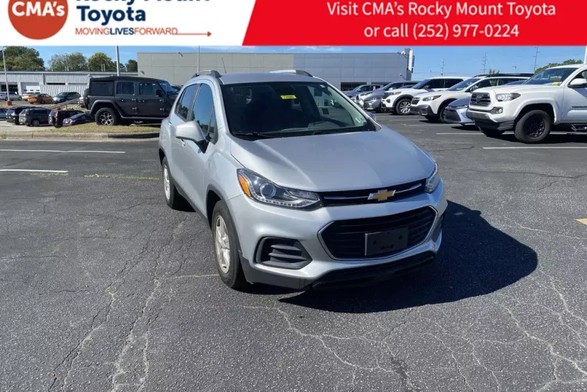 2021 Chevrolet Trax LT photo 1