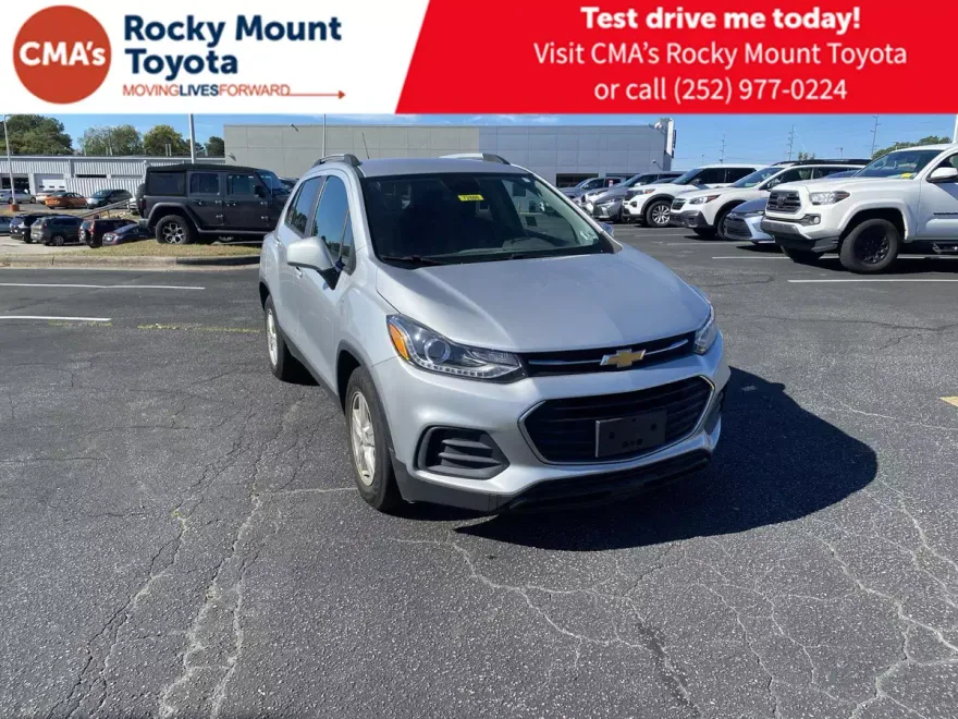 2021 Chevrolet Trax LT photo 1