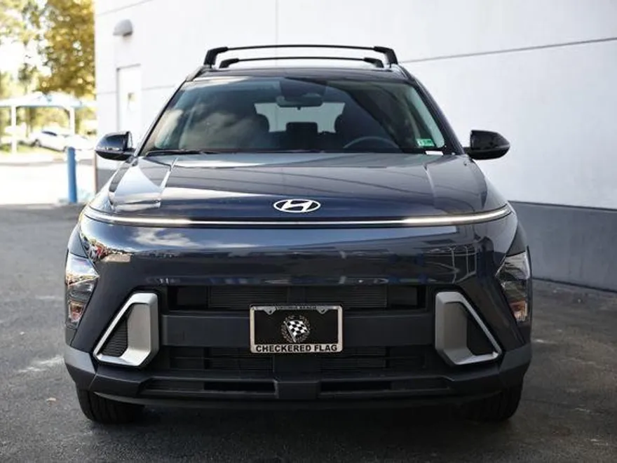 2026 Hyundai Kona SEL photo 1