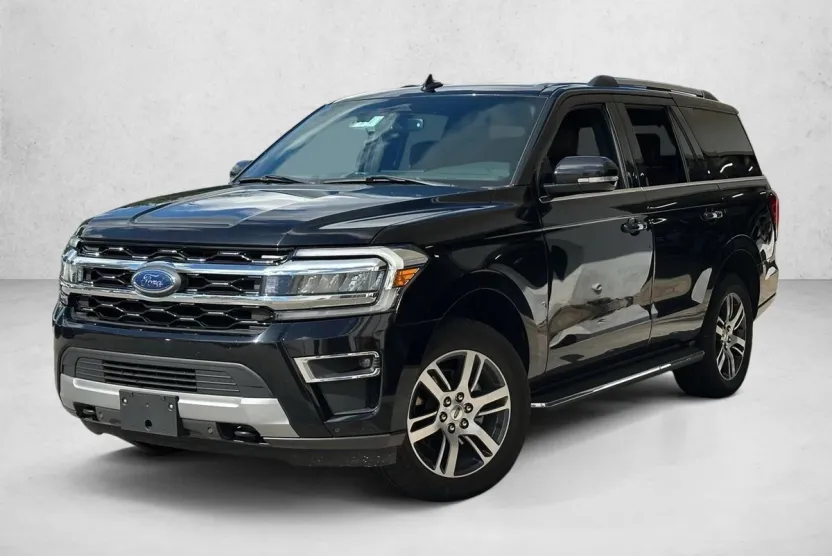 2022 Ford Expedition Limited photo 1