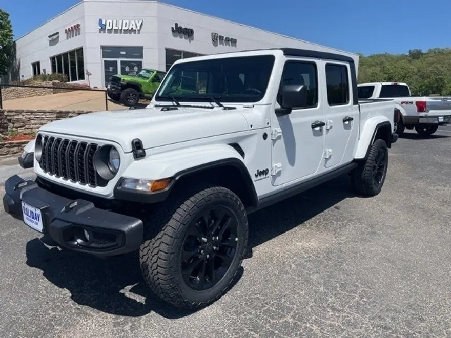 2025 Jeep Gladiator Sport photo 1