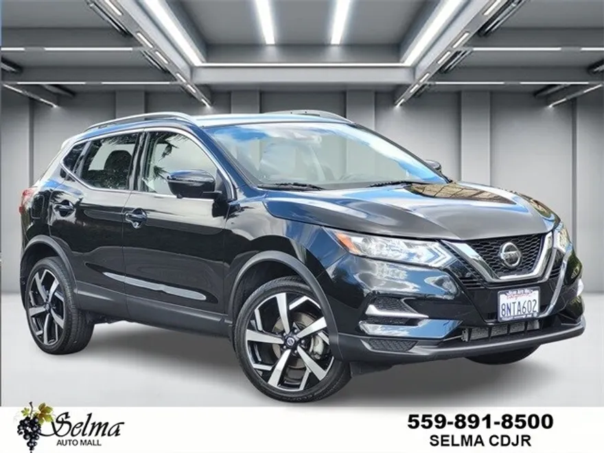 2020 Nissan Rogue Sport SL photo 1
