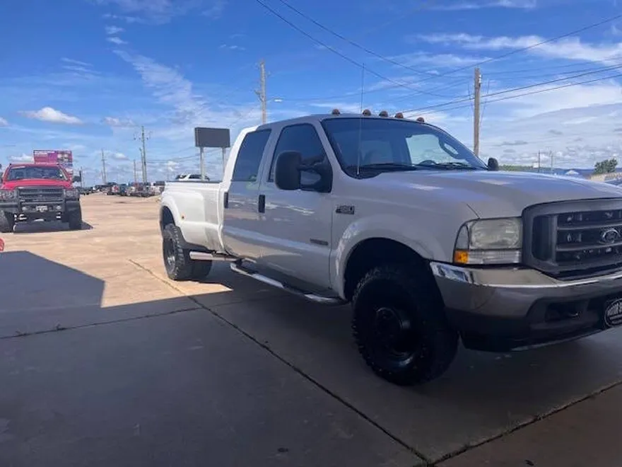 2004 Ford F-350 Lariat photo 1