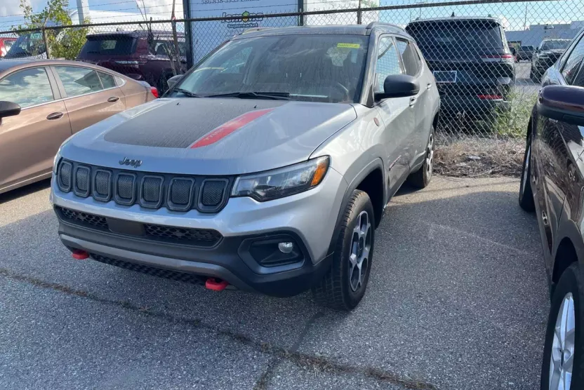 2022 Jeep Compass Trailhawk photo 1