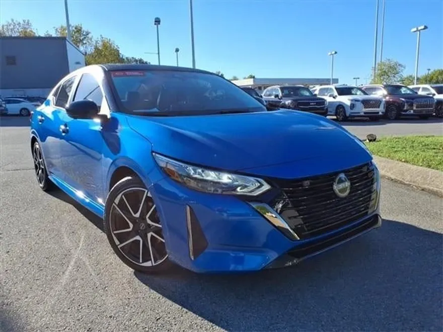 2024 Nissan Sentra SR photo 1