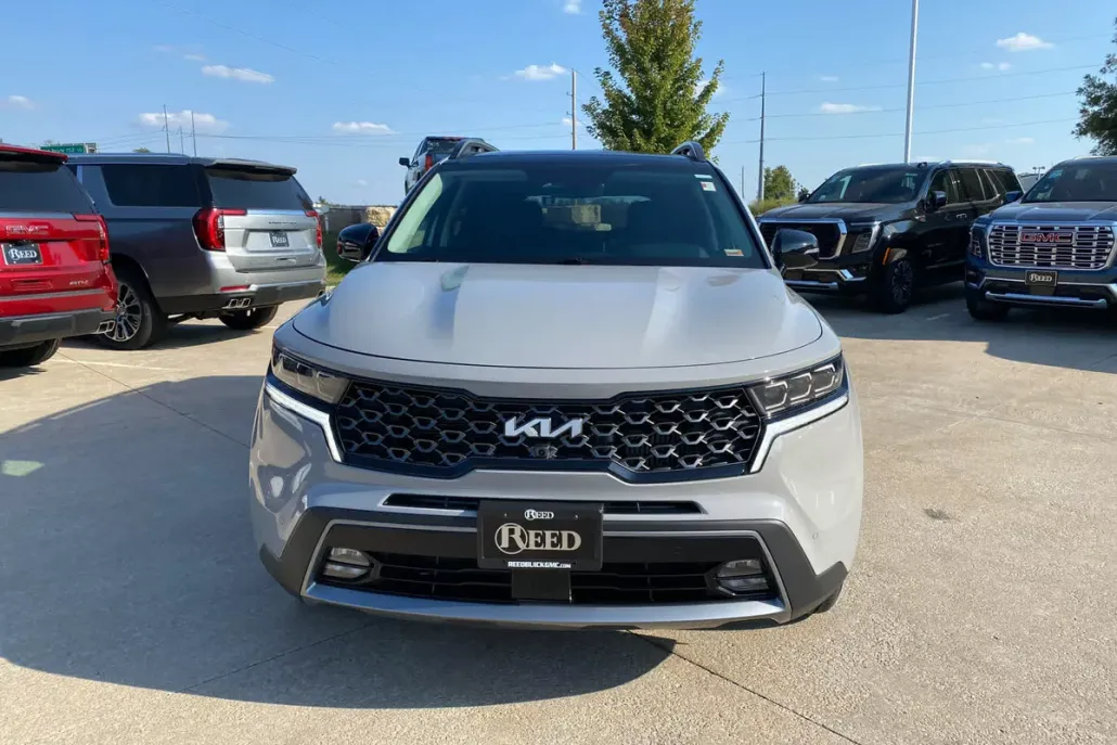 2022 Kia Sorento X-Line SX Prestige photo 1