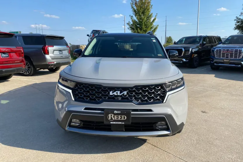 2022 Kia Sorento X-Line SX Prestige photo 1