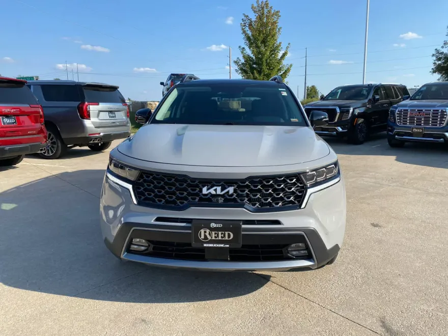 2022 Kia Sorento X-Line SX Prestige photo 1