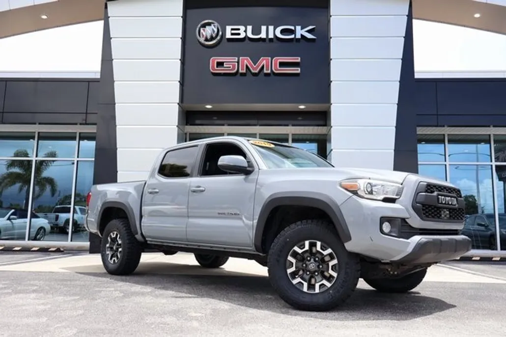 2019 Toyota Tacoma SR photo 1