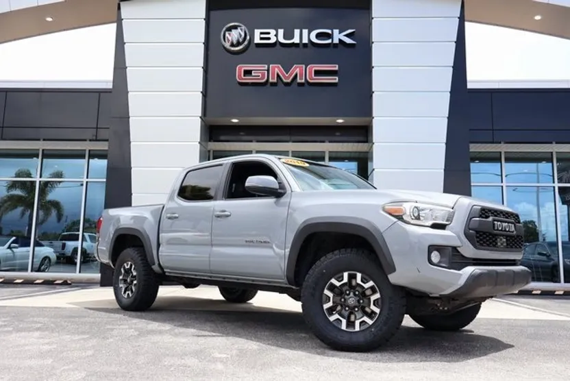 2019 Toyota Tacoma SR photo 1