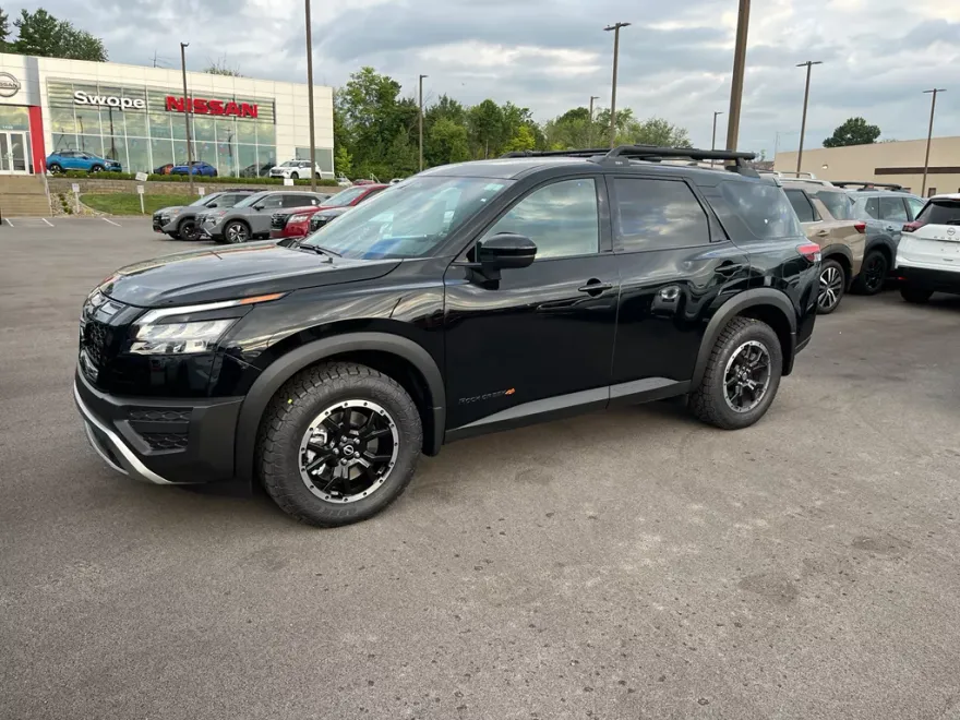 2025 Nissan Pathfinder Rock Creek photo 1