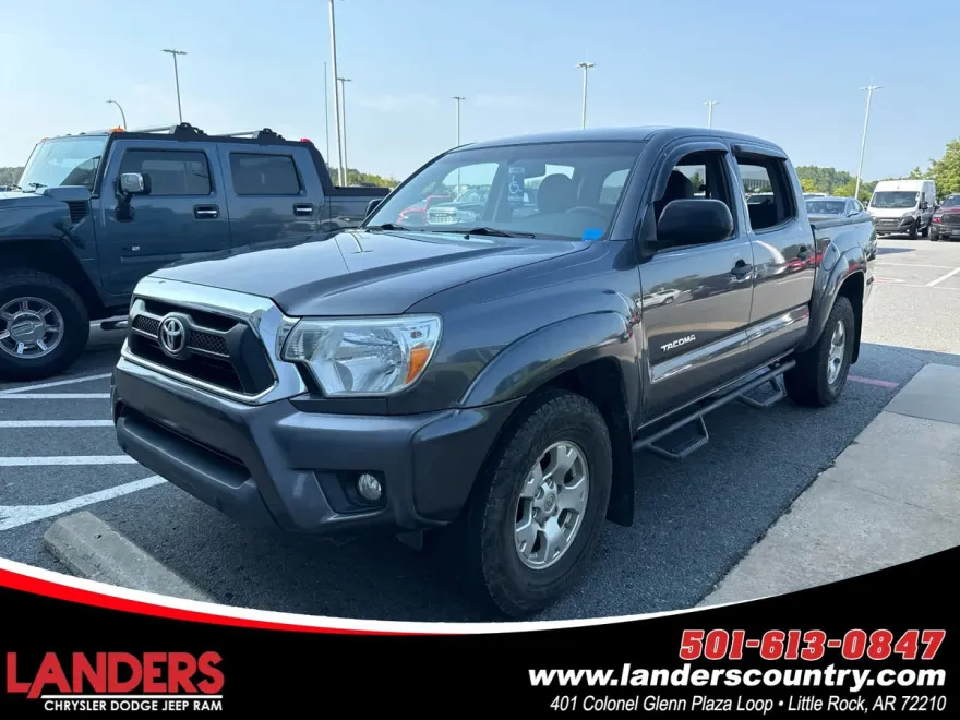 2015 Toyota Tacoma TRD Off-Road photo 1
