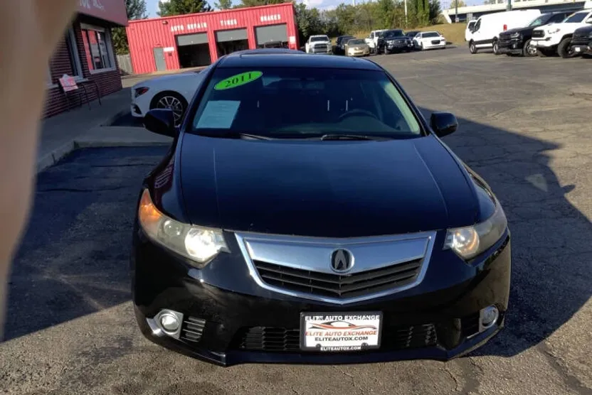 2011 Acura TSX photo 1