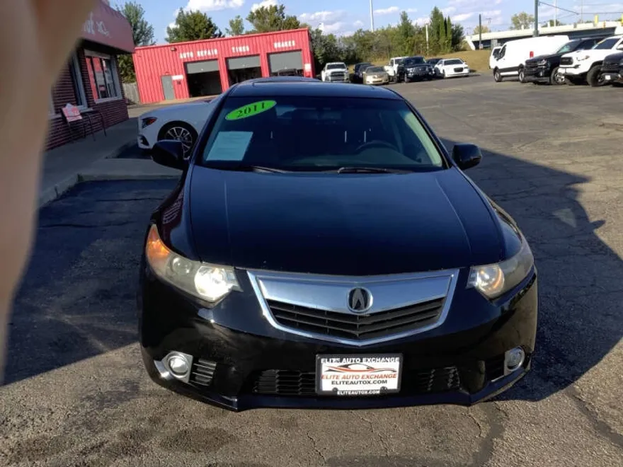2011 Acura TSX photo 1