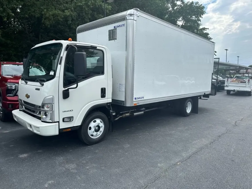 2024 Chevrolet Silverado 3500HD photo 1