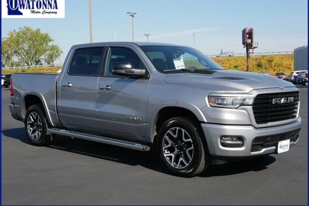 2025 Ram 1500 Laramie photo 1