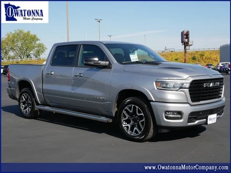 2025 Ram 1500 Laramie photo 1