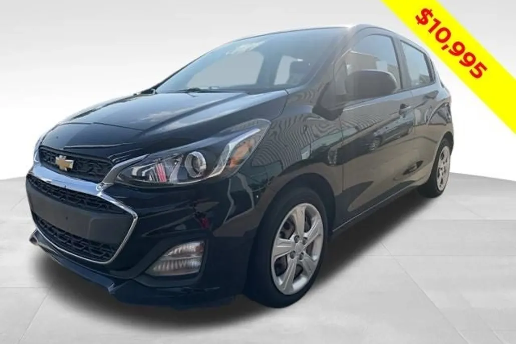 2019 Chevrolet Spark LS photo 1