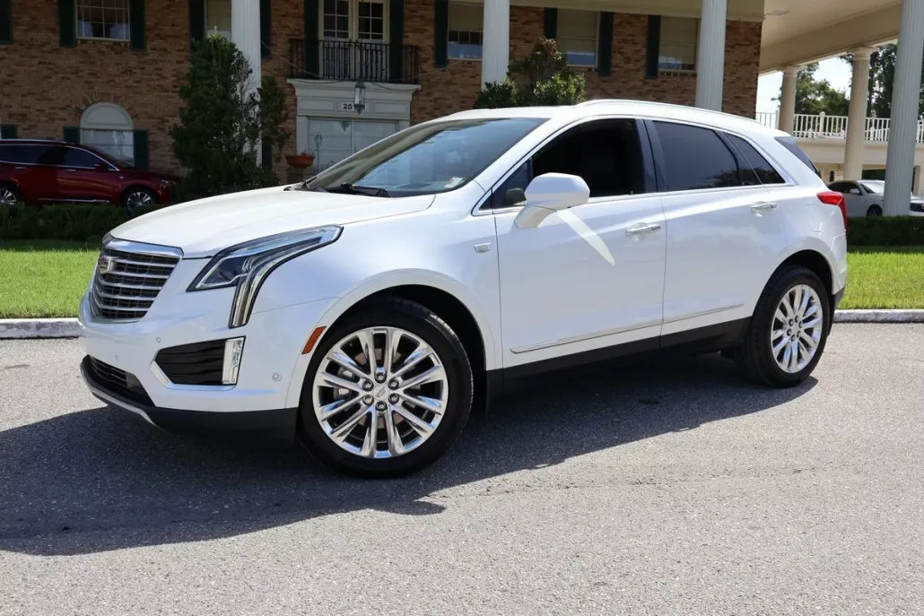 2017 Cadillac XT5 Platinum photo 1