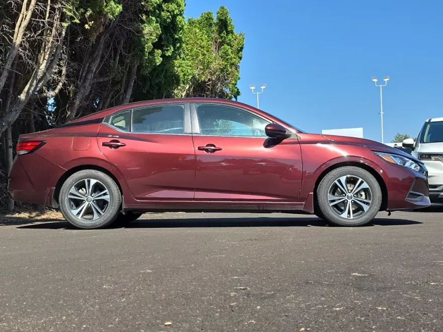2023 Nissan Sentra SV photo 1