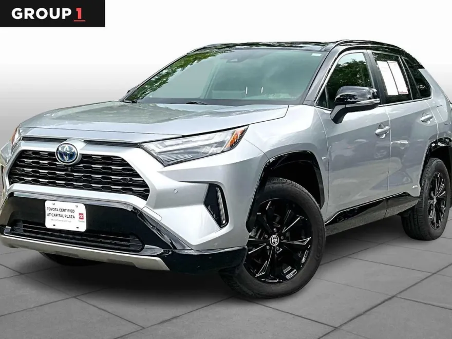 2022 Toyota RAV4 Hybrid XSE photo 1