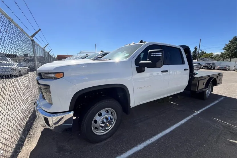 2025 Chevrolet Silverado 3500HD Work Truck photo 1
