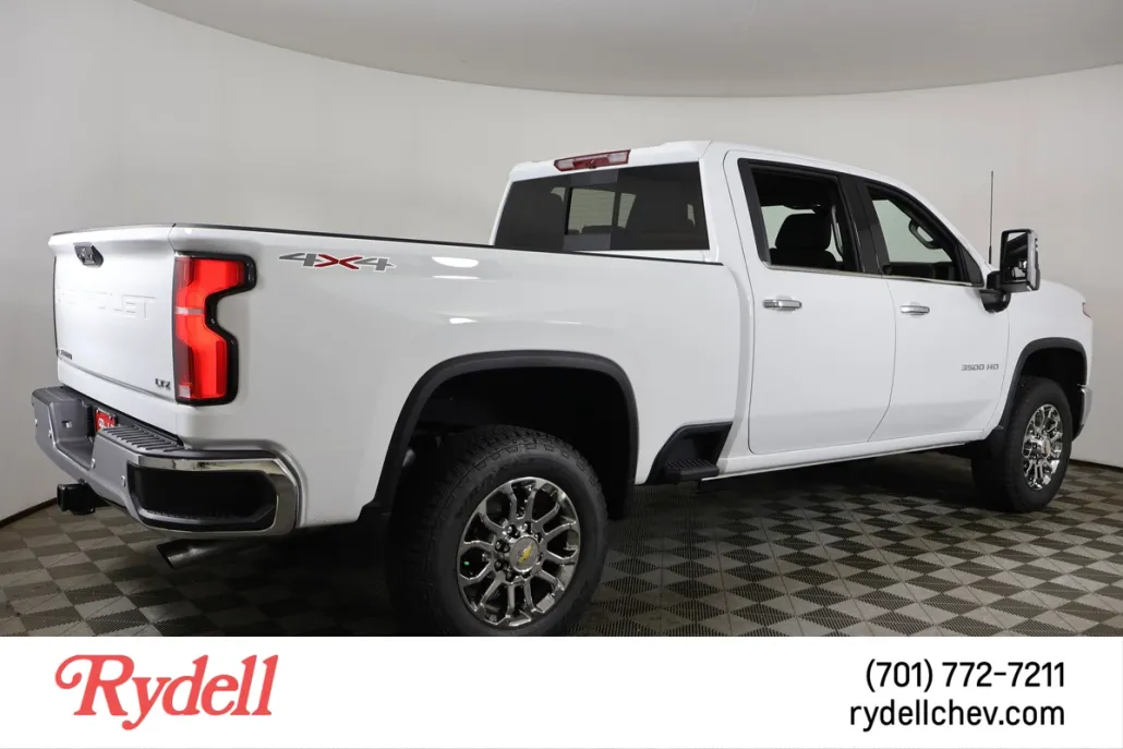 2026 Chevrolet Silverado 3500HD LTZ photo 1