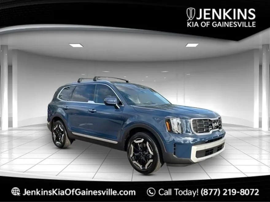 2025 Kia Telluride S photo 1