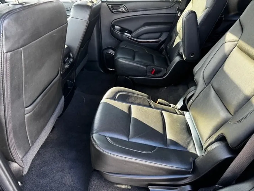 2020 Gmc Yukon SLT photo 1
