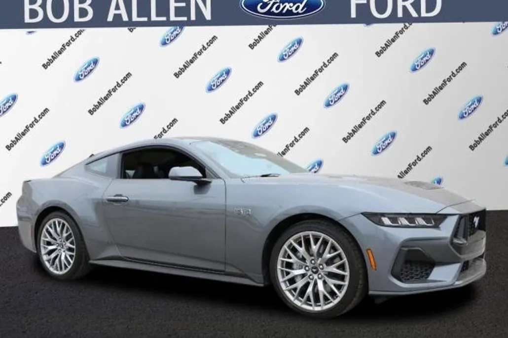 2025 Ford Mustang GT Premium photo 1