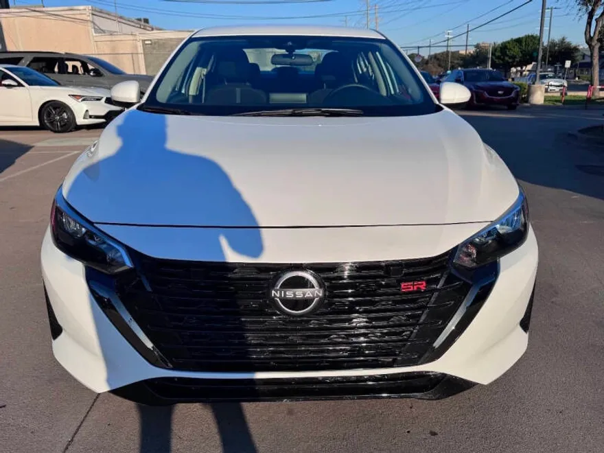 2025 Nissan Sentra SV photo 1