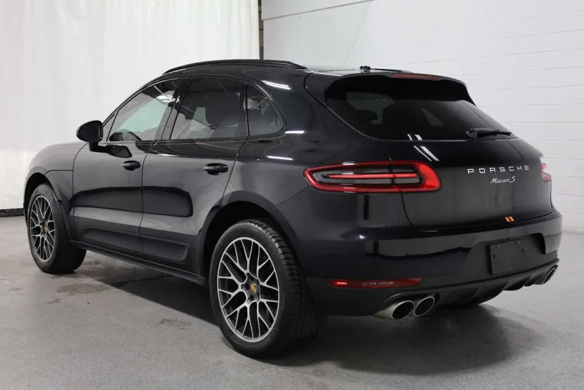 2018 Porsche Macan S photo 1