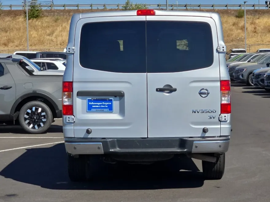 2020 Nissan NV3500 photo 1