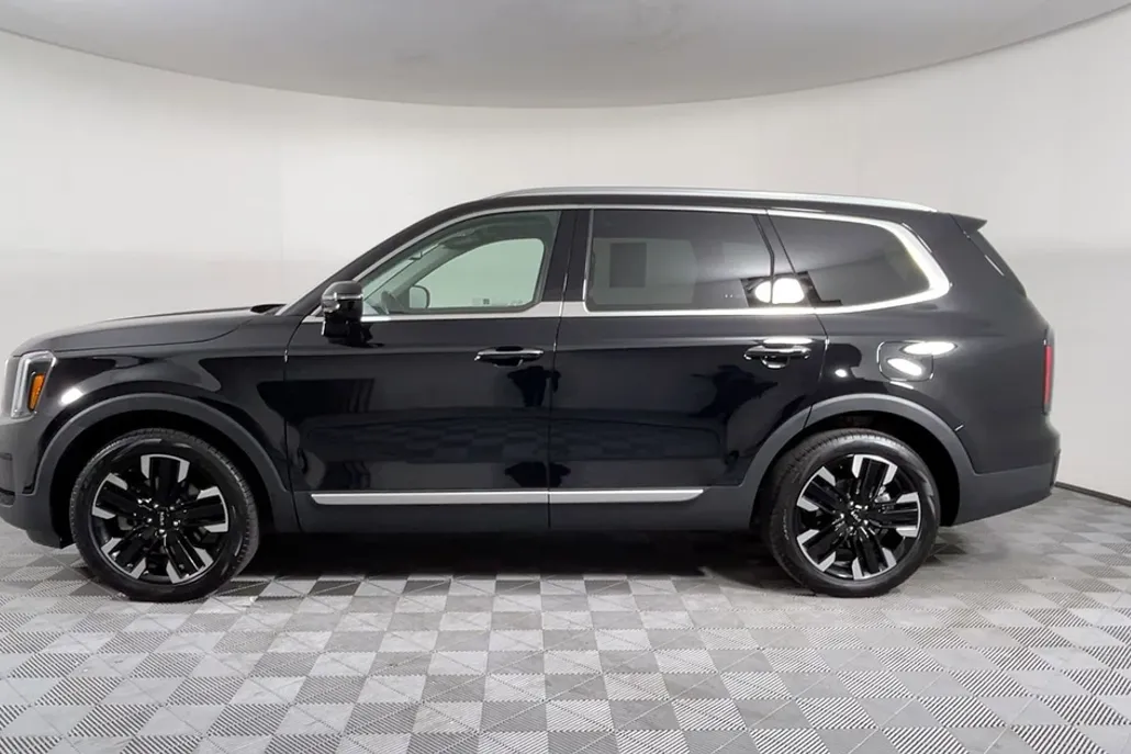 2024 Kia Telluride SX photo 1
