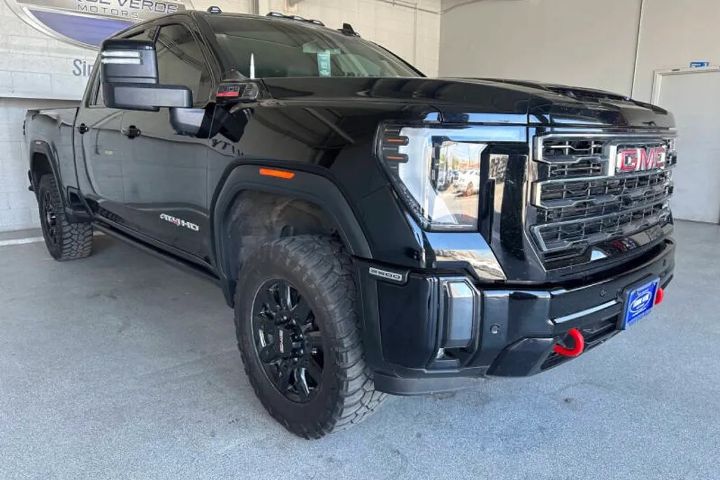2024 Gmc Sierra HD AT4 photo 1