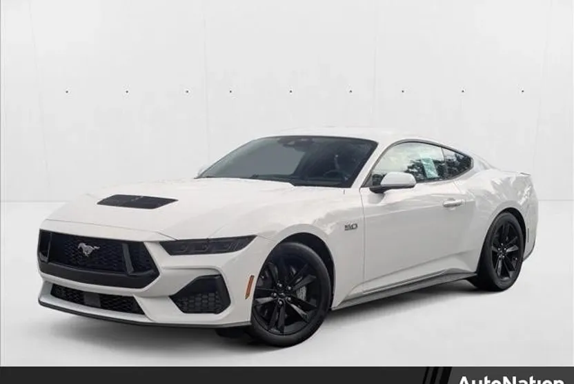 2025 Ford Mustang GT photo 1