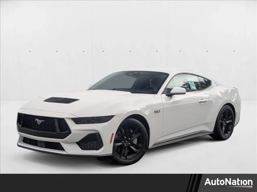 2025 Ford Mustang GT photo 1