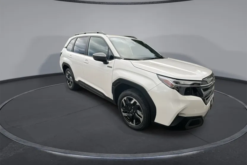 2025 Subaru Forester Limited photo 1