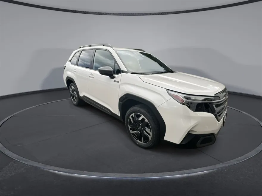 2025 Subaru Forester Limited photo 1